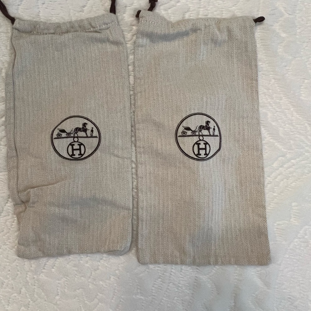 Hermes shoe covers